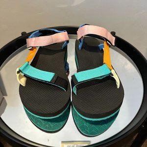 Women's hiking/sport sandals